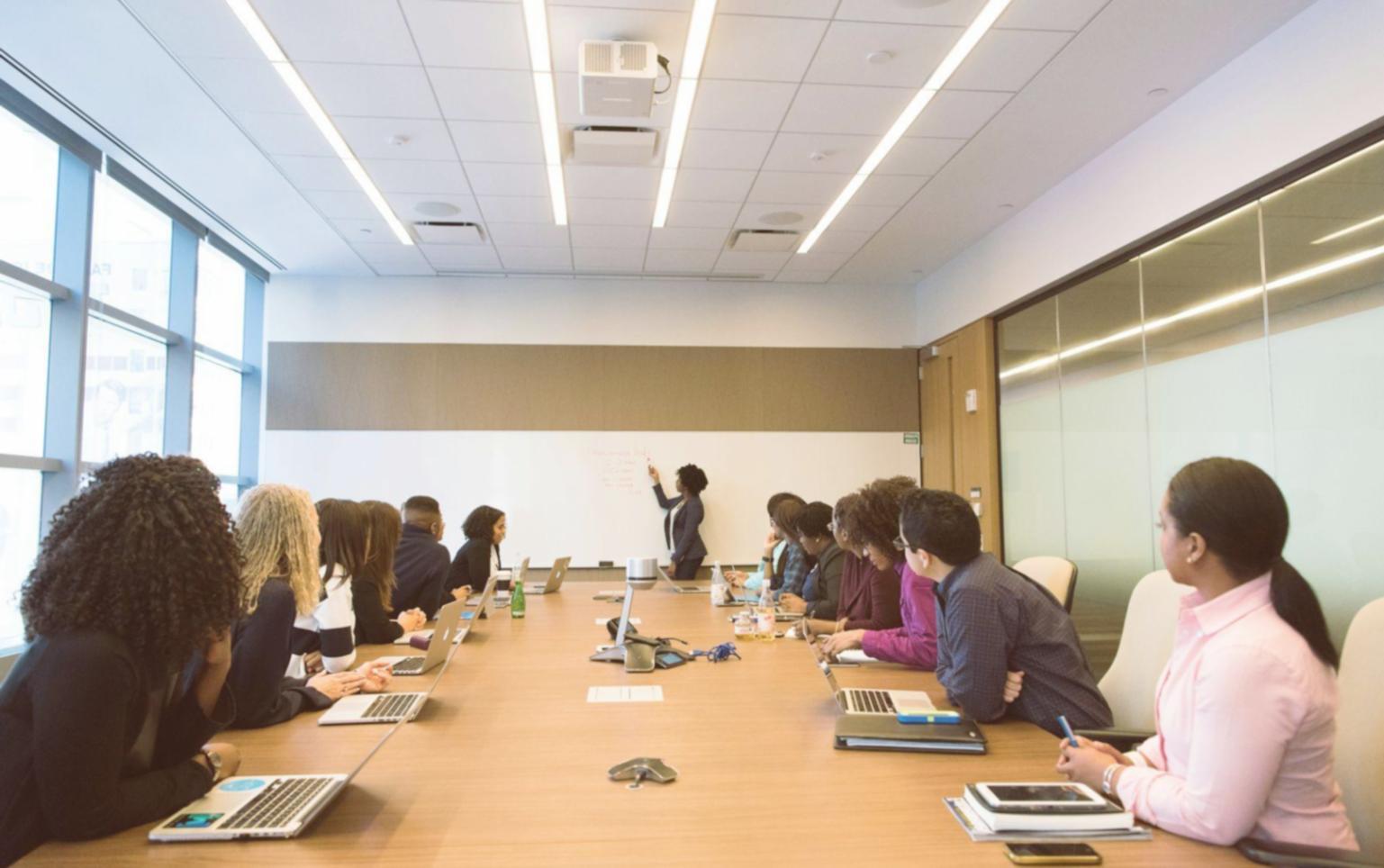 Dashboard de seguimiento de KPIs financieros